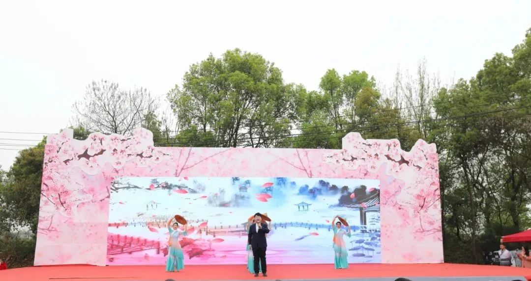 西塞山区首届张志和桃花节开幕